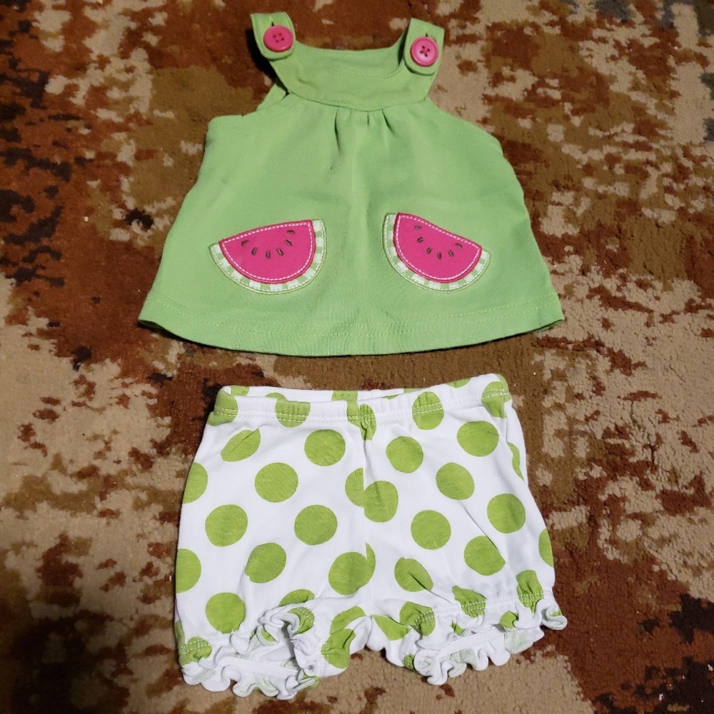 Newborn Carter's summer outfit